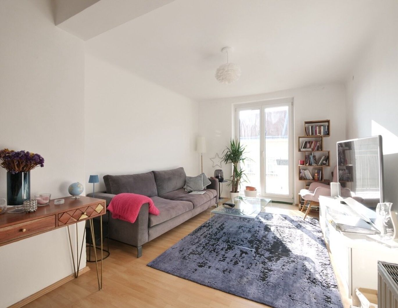 1. DG im Schutzengel-Hof: Neubauhit mit West-Terrasse (Nachmitagssonne)