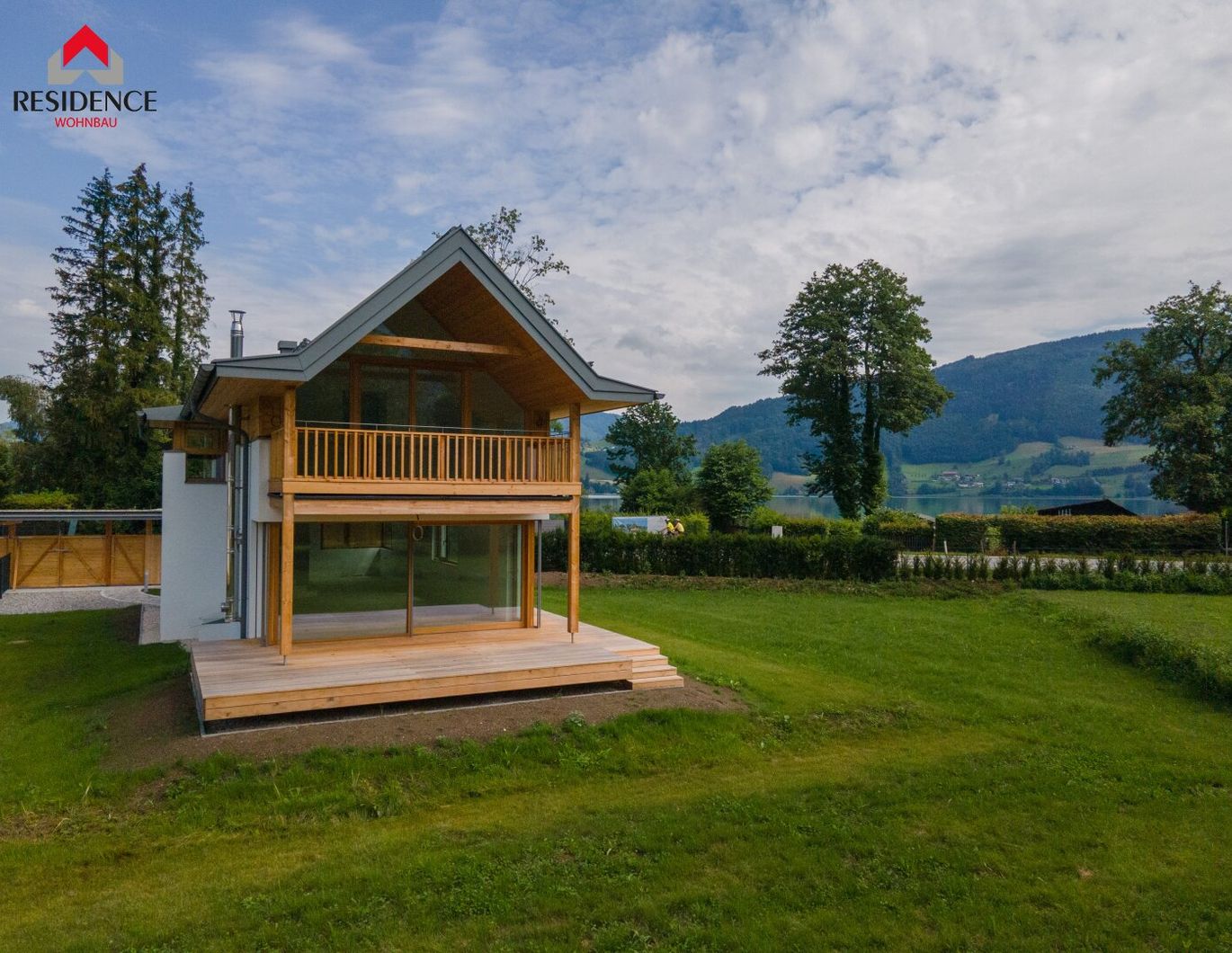 Villa am Mondsee mit eigenem Badeplatz - Haus Ost