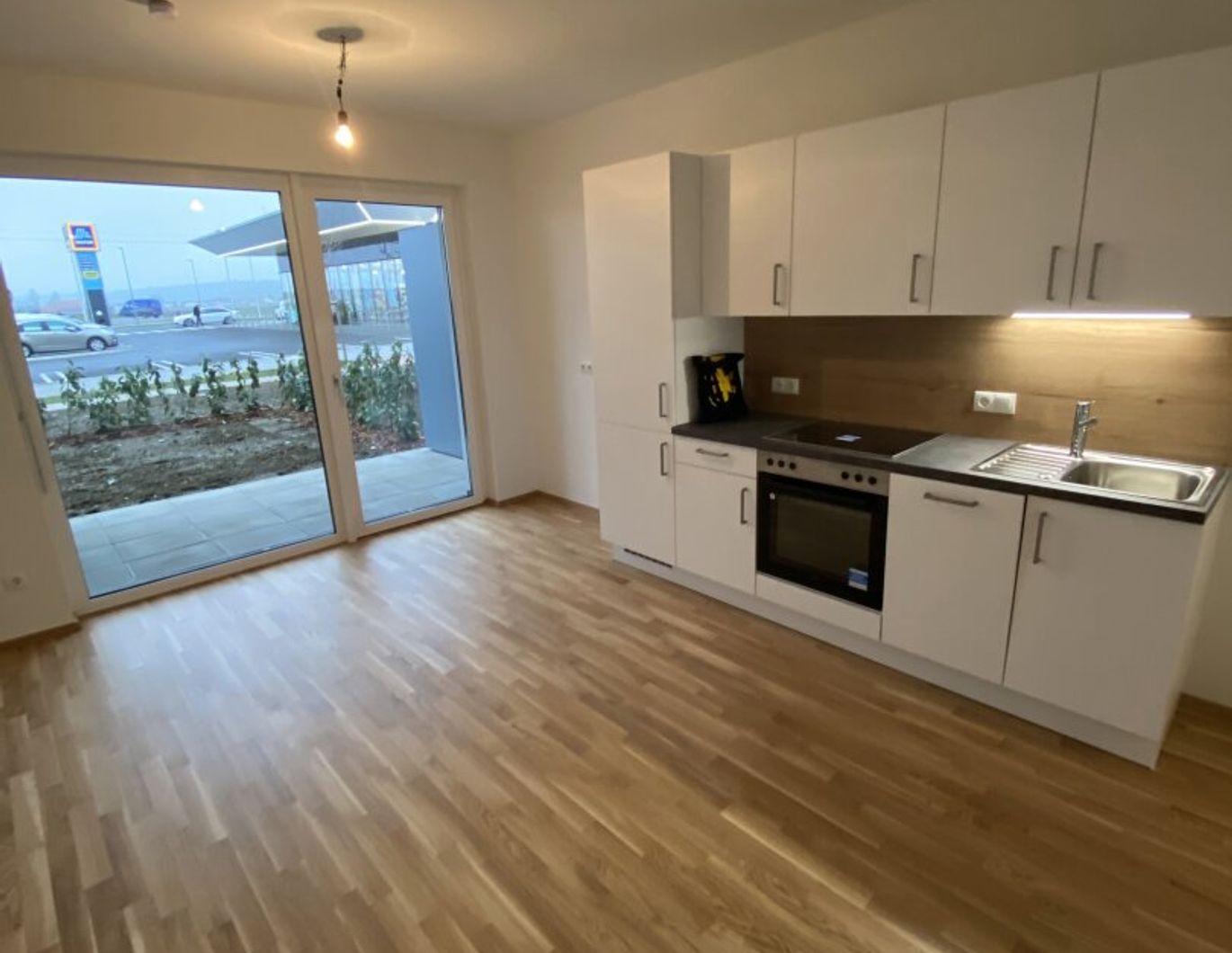 PROVISIONSFREIE Erdgeschosswohnung mit gemütlichem Eigengarten und Tiefgaragenparkplatz in Premstätten