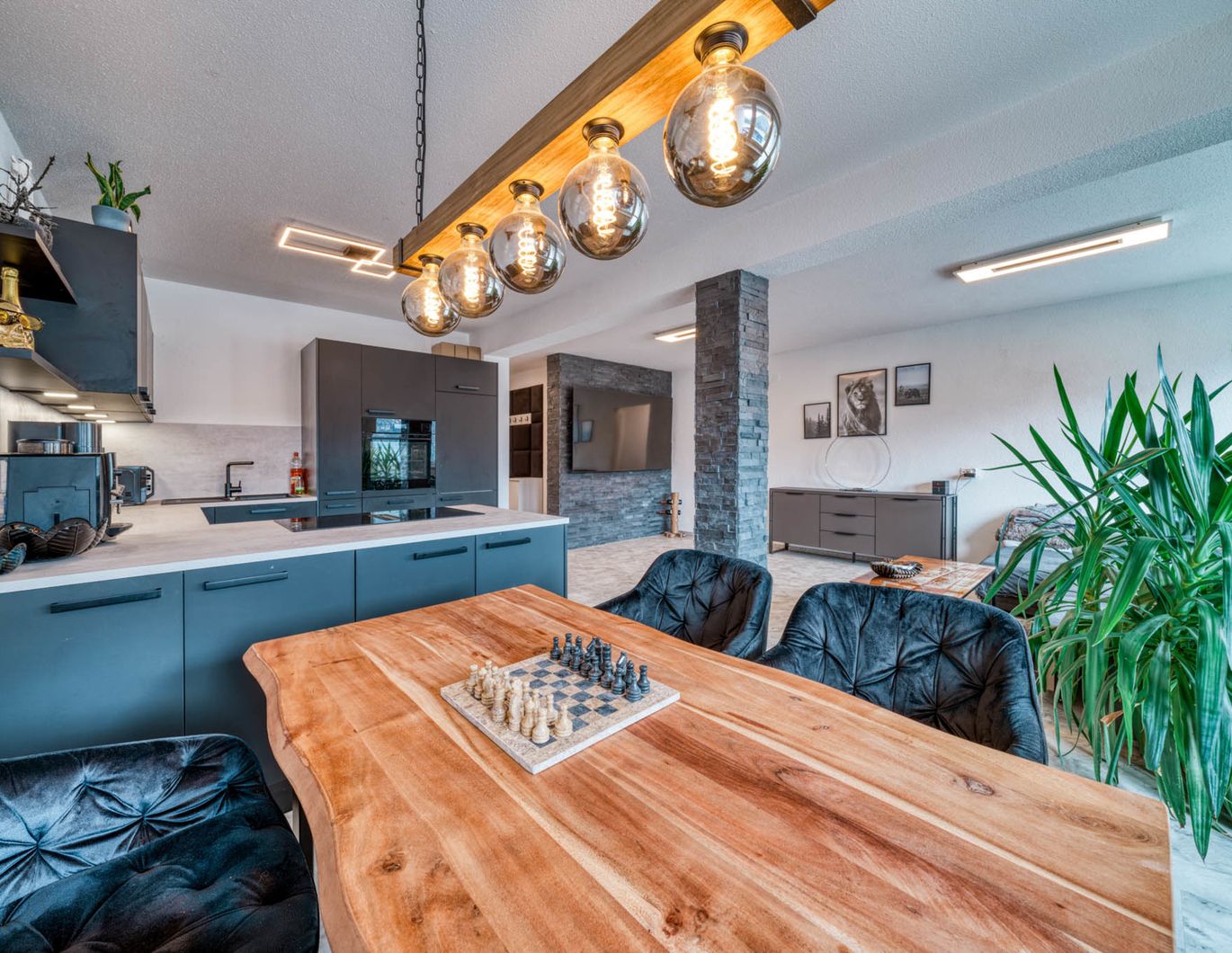 Exklusives Wohnen mit Panoramablick - 3-Zimmer-Terrassenwohnung in Imst