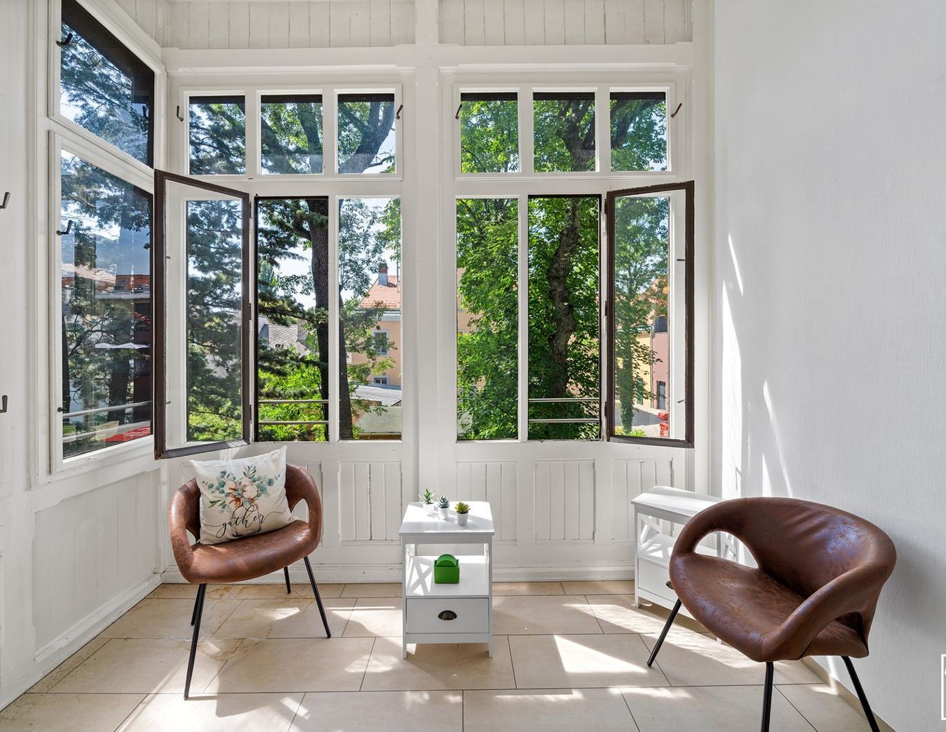 Wohnen wie im alten Wien! Traumhafte klassische Altbauwohnung Nähe Schönbrunn und U 4