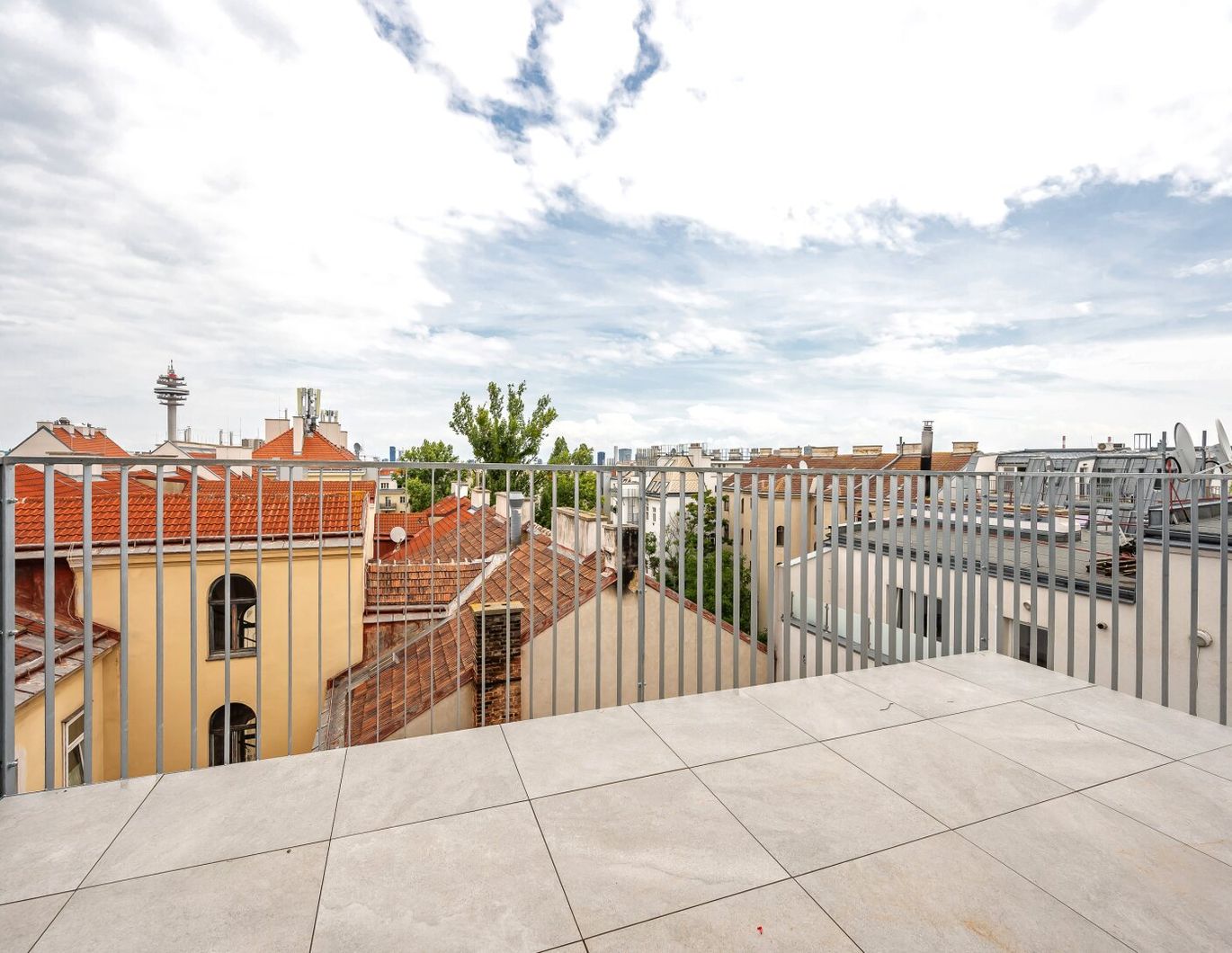 ++FonteFlats++ Fantastischer 3-Zimmer Dachgeschoss-ERSTBEZUG mit großartiger Dachterrasse