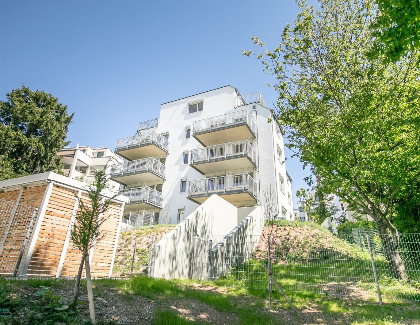 2-ZIMMER - BALKONMIETE IN GRÜNRUHELAGE