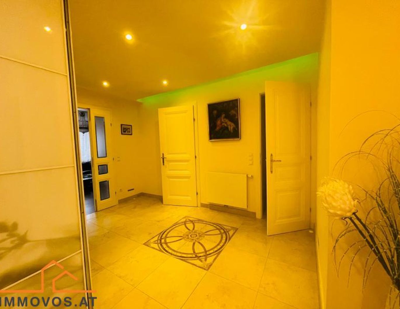 *PERFEKTE RAUMPLANUNG â GROSSE WOHNUNG ZUM WOHLFÜHLEN mit GRÜNBLICK*