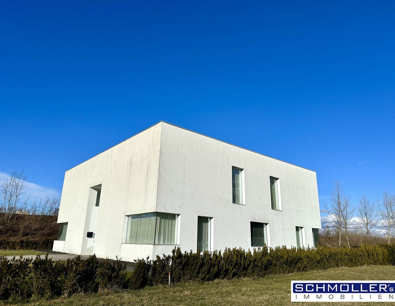 Exklusives Haus in Schleißheim - Luxuriöses Wohnen mit Pool und Top Ausstattung!