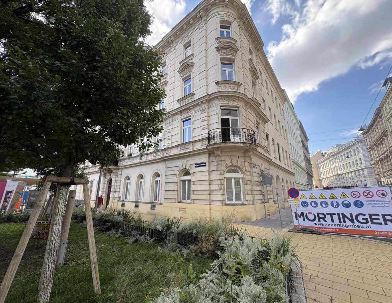 Nähe AKH Wien -  Unbefristet vermietete 5-Zimmer-Wohnung