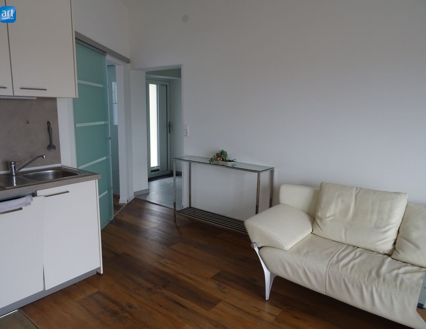 TOP- Moderne möblierte Singlewohnung in Obernberg /Inn zu vermieten !