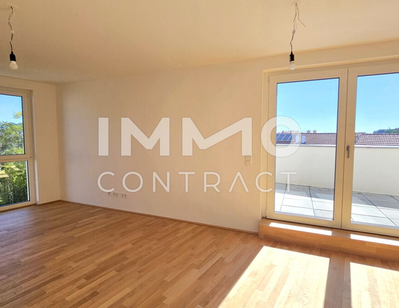 Stylische, großzügige 2-Zimmer-Dachgeschoss-Wohnung mit 23 m2 Südterrasse - Provisionsfrei!