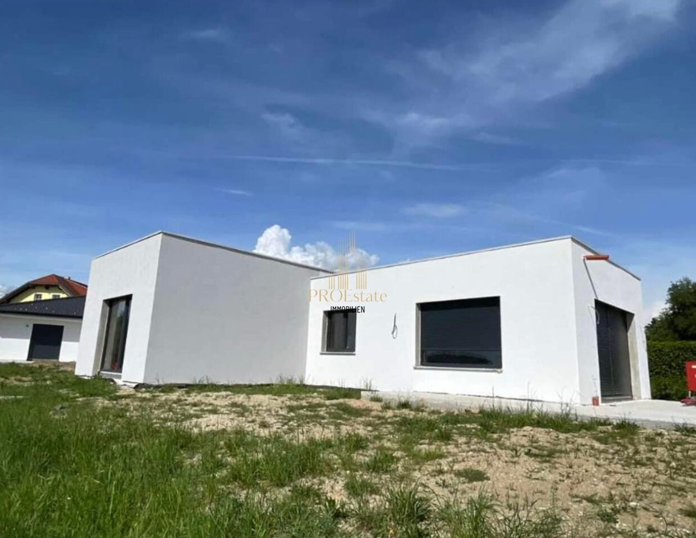 Neuwertiges Einfamilienhaus im Bezirk Schärding: 4 Zimmer, Garten, Terrasse, perfekte Familienoase!