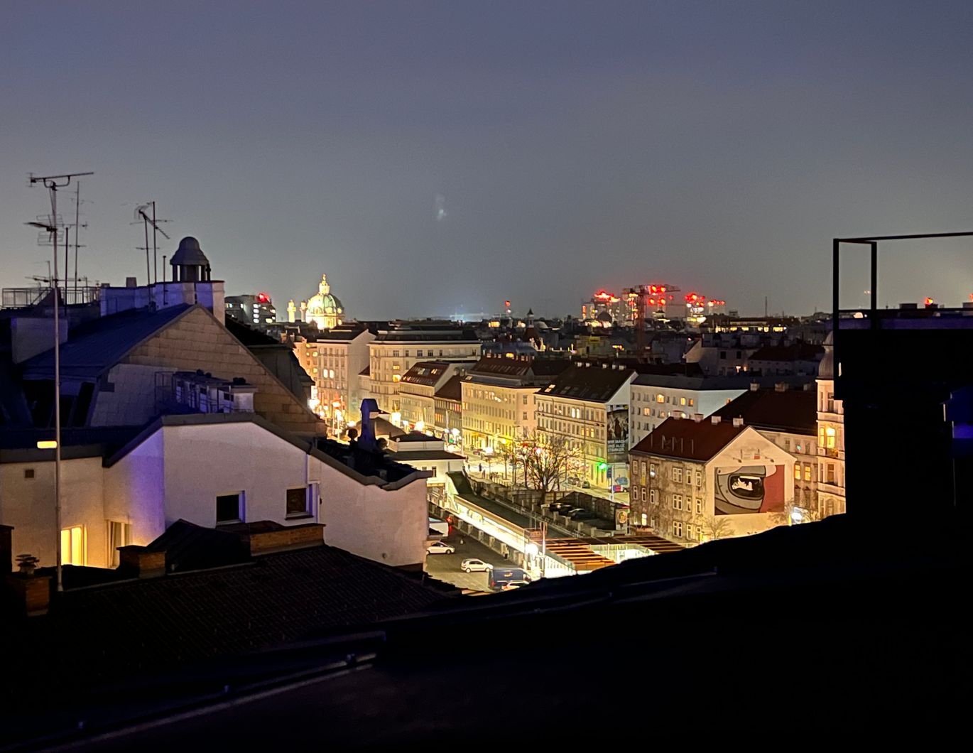 Exklusive, voll möblierte Dachgeschoßwohnung mit Terrasse & Wienblick