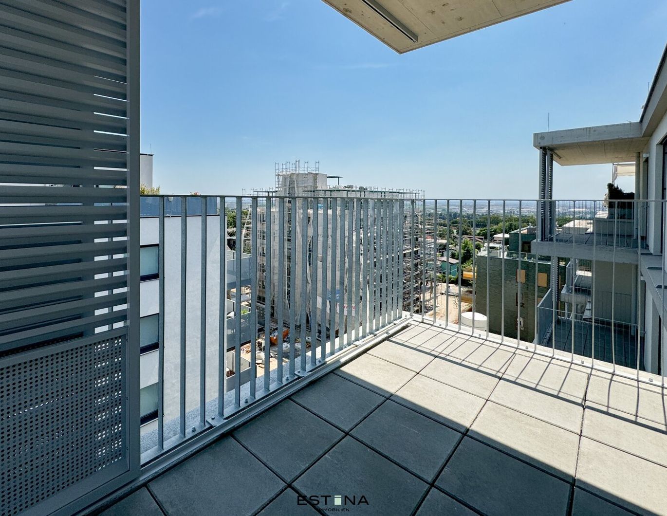 Am schönen Platz - Wohnung mit Freifläche und Weitblick
