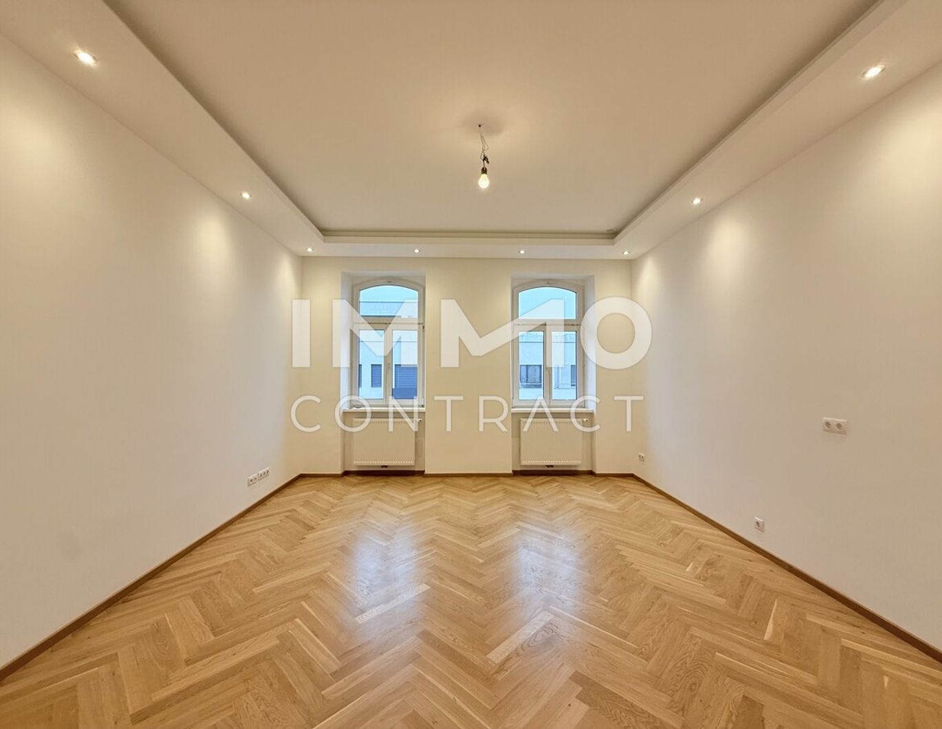 2 Zimmer - Erstbezug - modern wohnen mit dem Charme einer Altbauwohnung