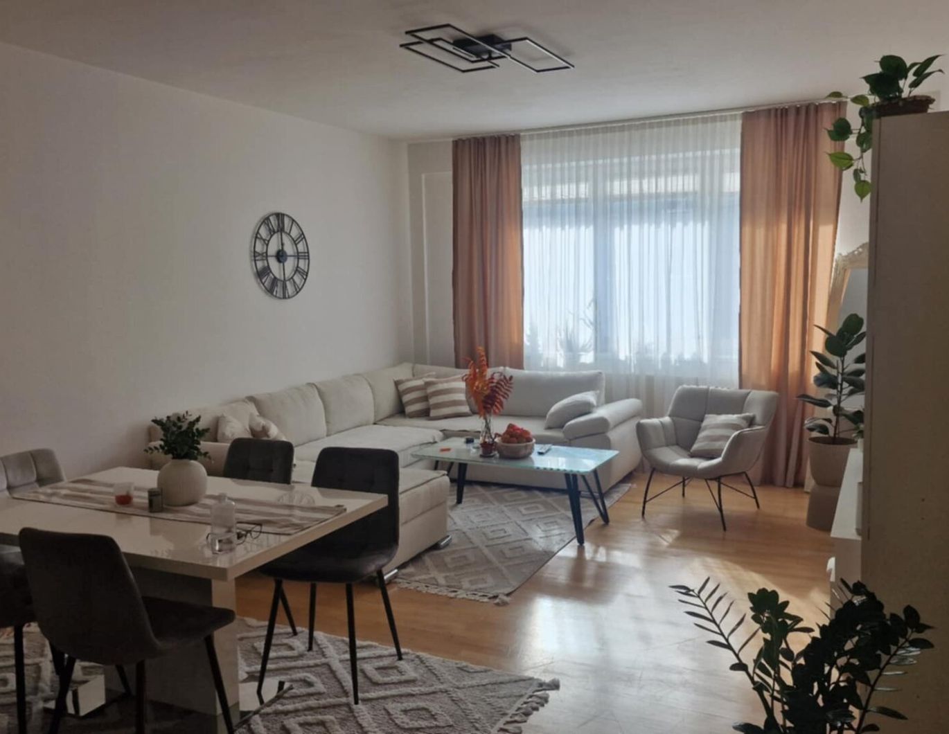 2-Zimmer Mietwohnung mit PKW-Abstellplatz