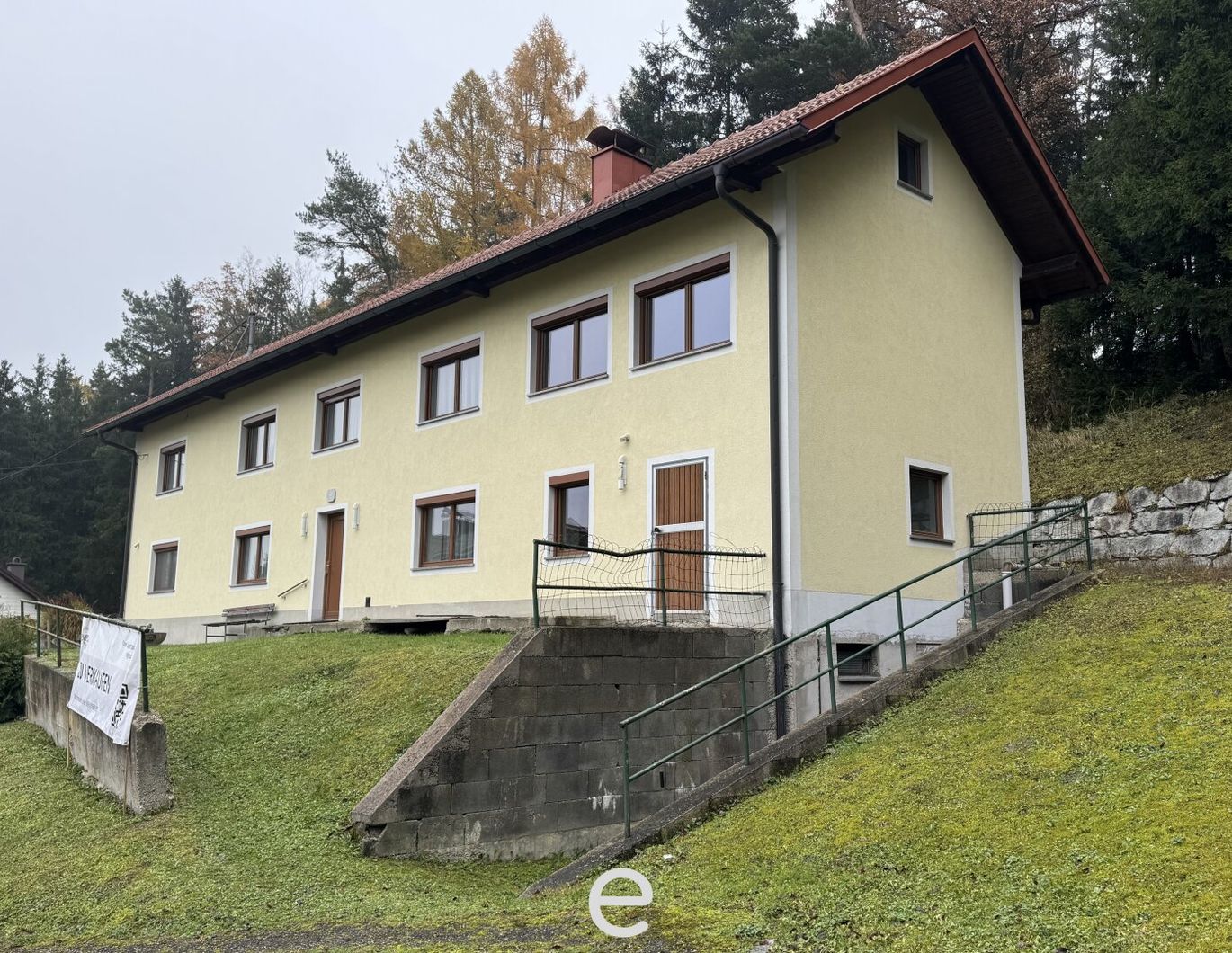 Großzügiges Familienhaus mit viel Potenzial in Naturlage in Weißkirchen!