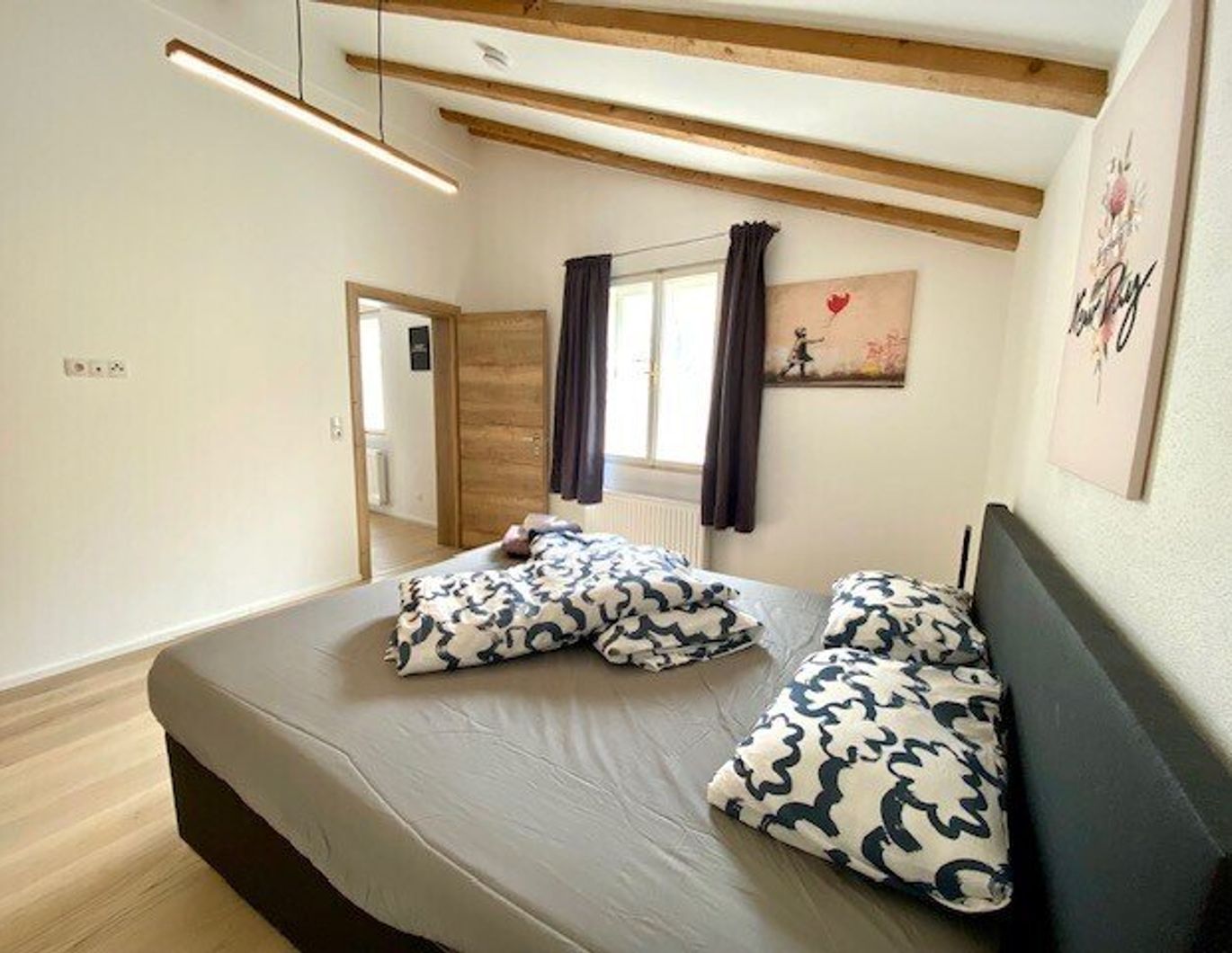 Wunderschöne 2-Zimmerwohnung in kernsaniertem Stadthaus - top Anlage!