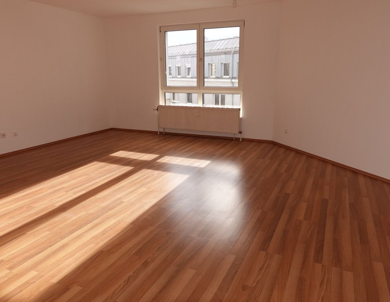 Sonnige, großzügige 2 Zimmer Neubauwohnung - zwischen Matzleinsdorfer Platz und Waldmüllerpark