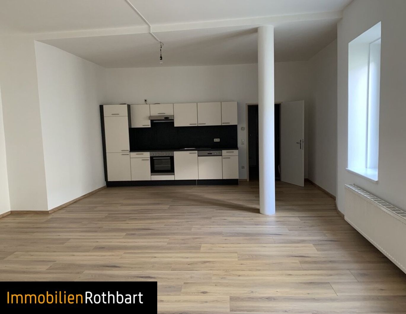 Großzügig angelegte 2-Zimmer-Wohnung