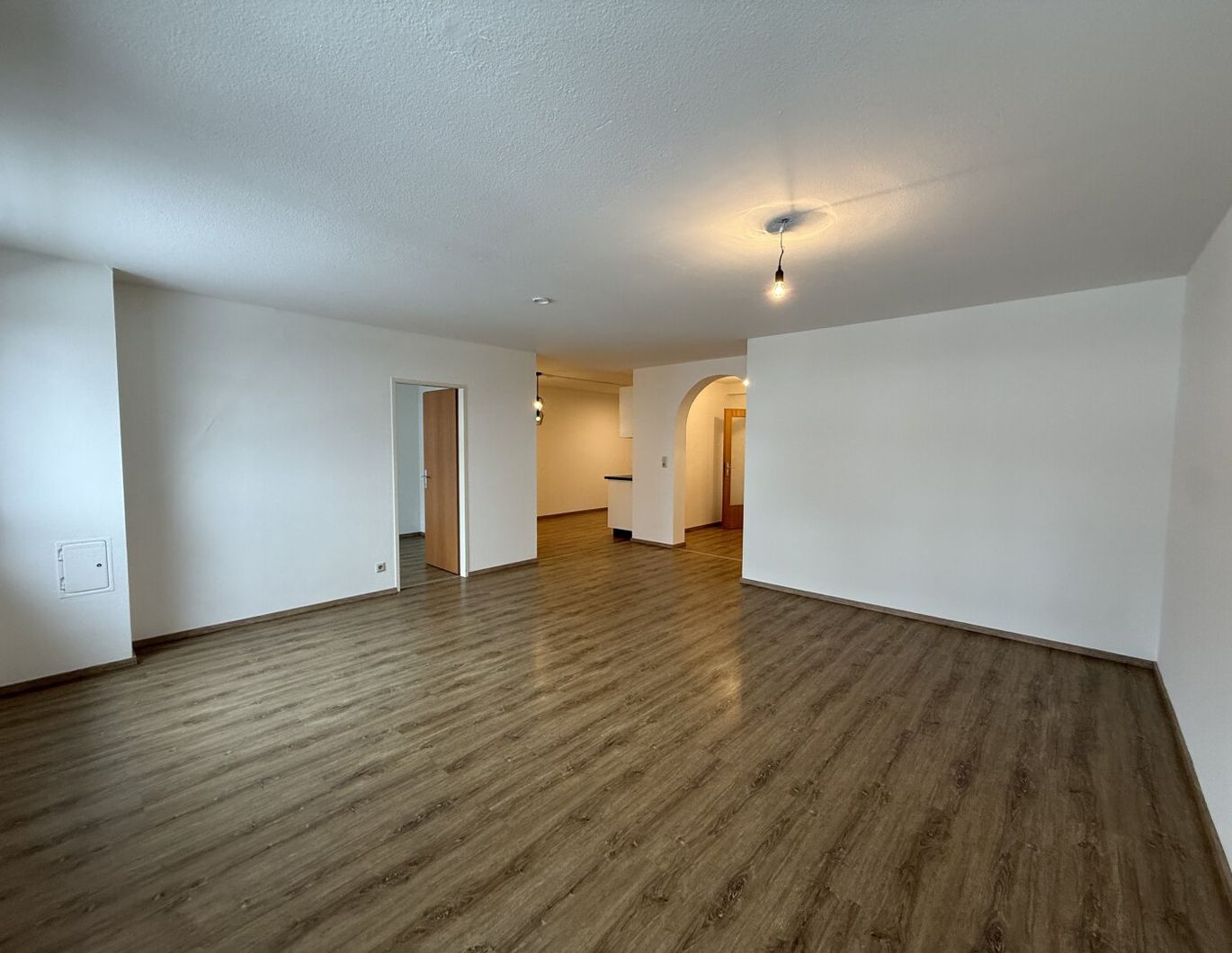 Kitzbühel: großzügige 2-Zimmer-Wohnung mit Balkon und Tiefgaragenabstellplatz