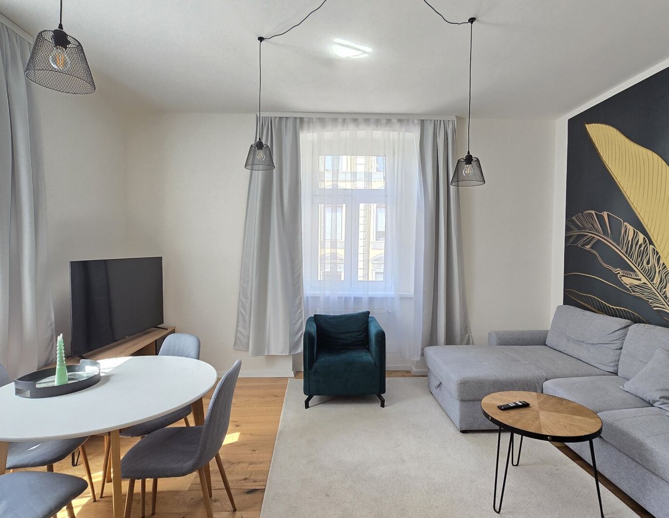 Neusanierte zwei Zimmerwohnung