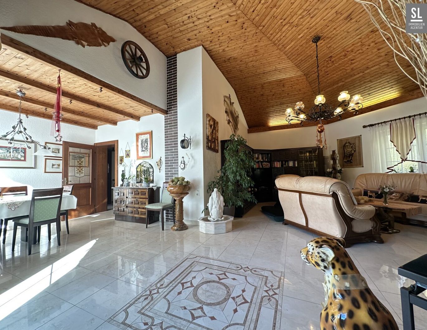 Großer Pool - PV Anlage - schöne Gartenanlage - DER besondere Bungalow in der Nähe vom Thalersee im Grazer Naherholungsgebiet