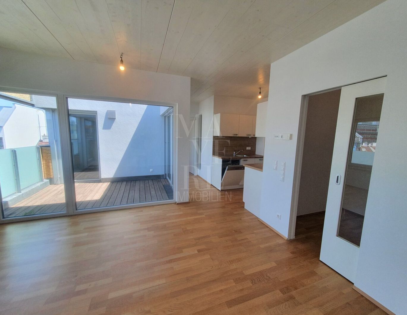 Moderne DG-Terrassen-Wohnung zum Wohlfühlen