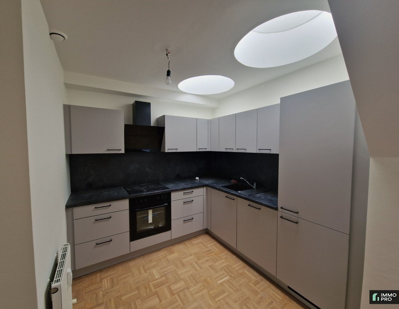 Schöne, generalsanierte 4-Zimmer-Wohnung mit 2 Balkonen inkl. Parkplatz - in Wildon! Die Sanierungsarbeiten sind noch nicht abgeschlossen!