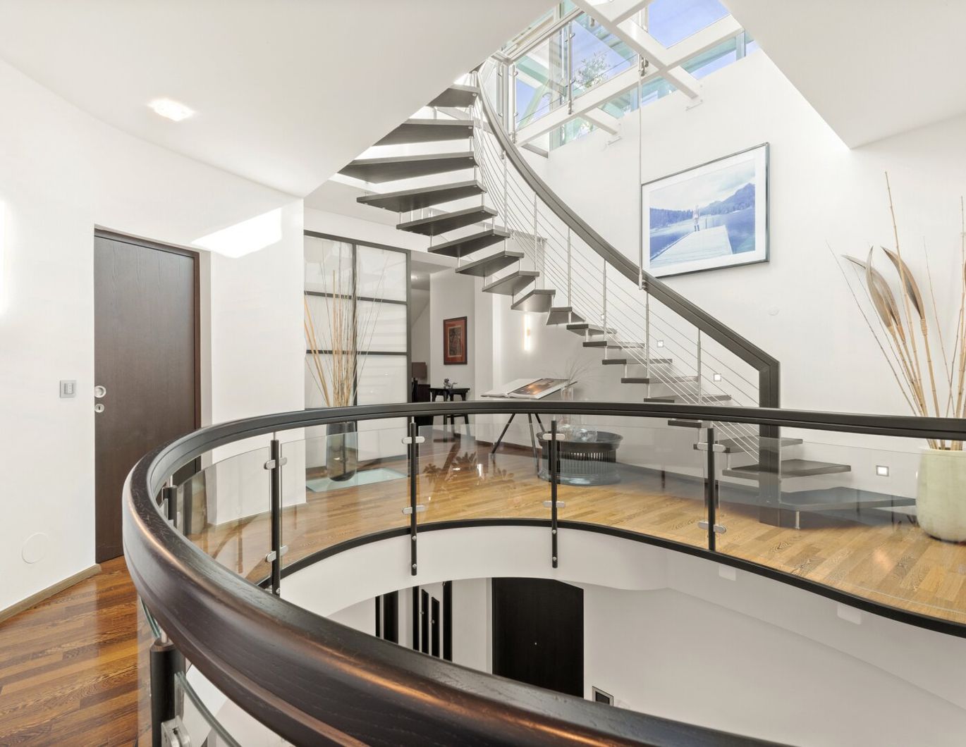 Stadtjuwel über Klagenfurt - Penthouse über drei Ebenen mit Weitblick