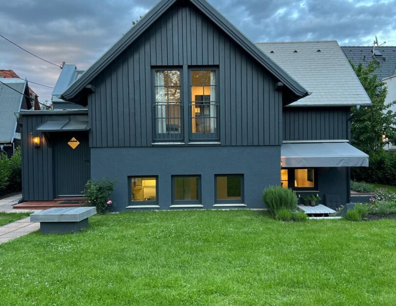 Vollmöbliertes Einfamilienhaus mit Garten & Terrasse nahe Alter Donau / UNO City