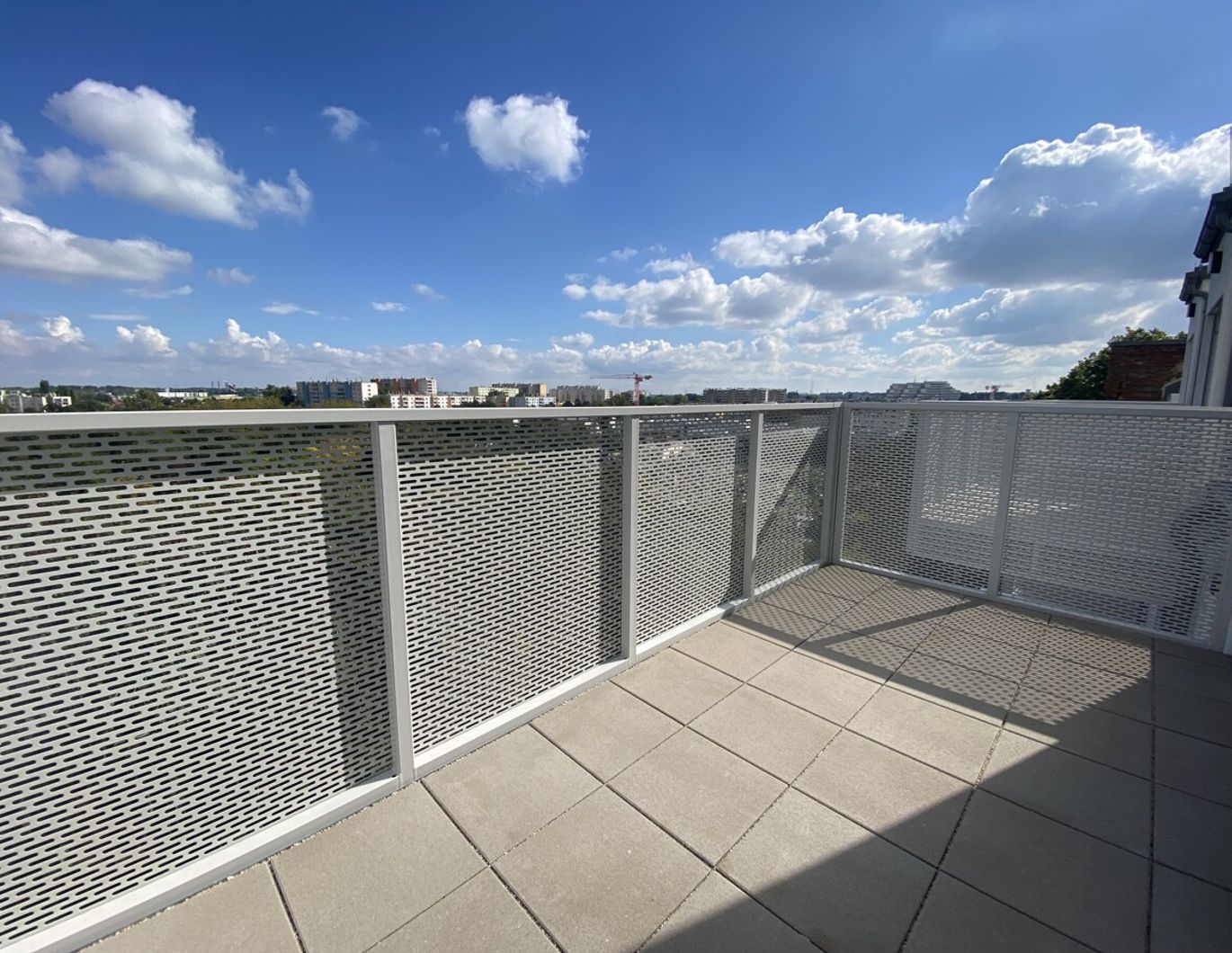 MIETANBOT ANGENOMMEN - Top Weitblick Wohnung U3 2 Zimmer + Balkon - 1 bedroom apartment + balcony ERSTBEZUG =Das Laurenz=