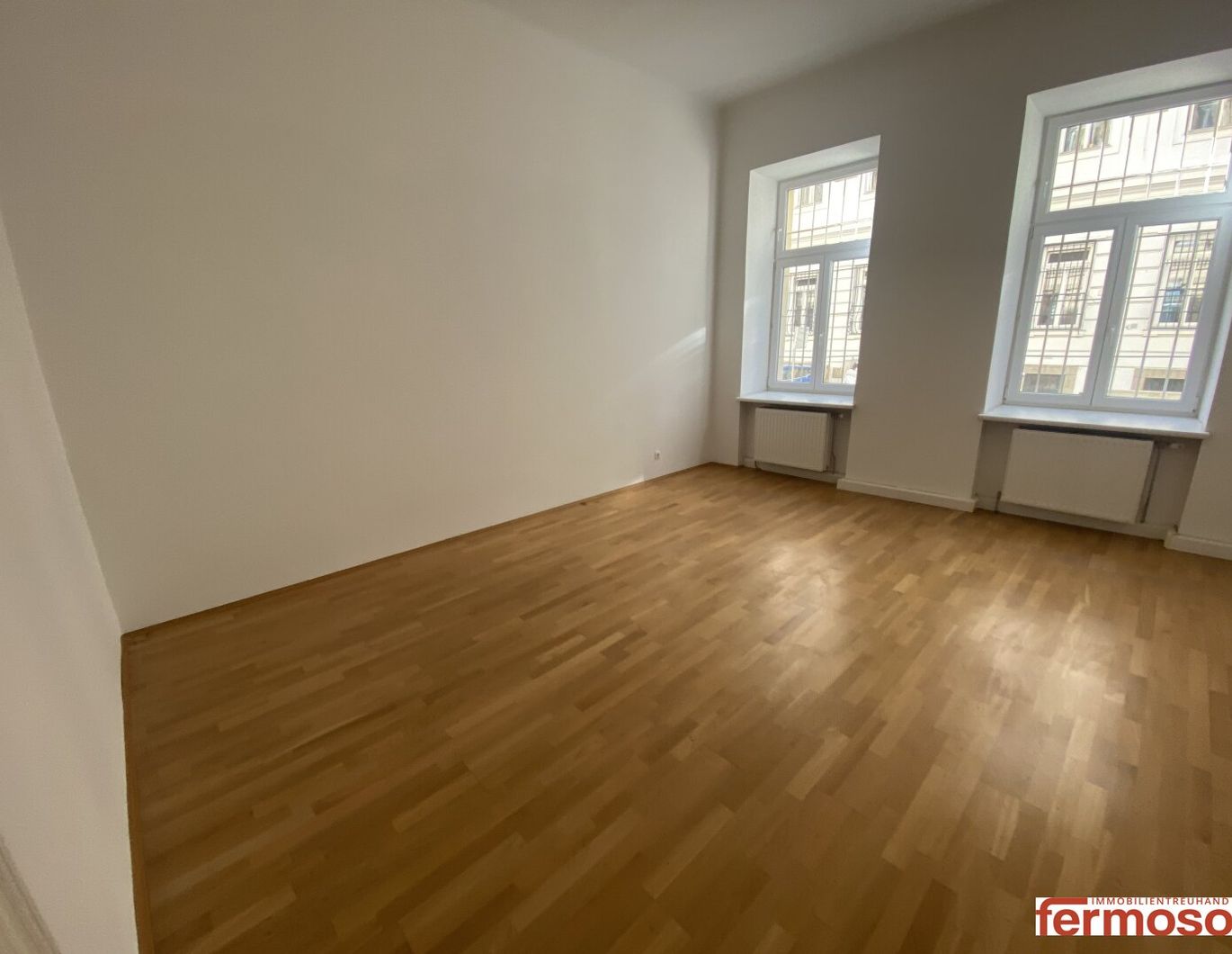 Charmante 3,5-Zimmer-Altbauwohnung mit separater Küche in der Porzellangasse