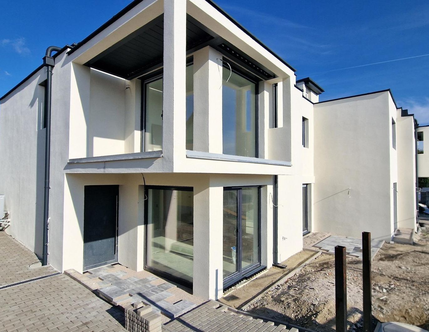 Doppelhaushälften Neubau - belagsfertig mit Dachterrasse!