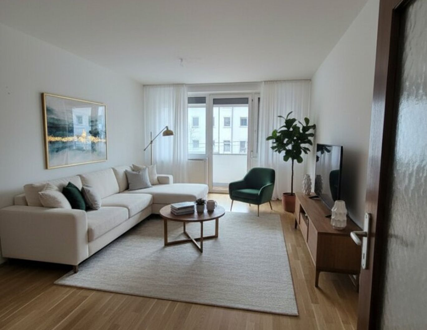 Idyllisches Familienleben im naturnahen Wohnumfeld! 3,5-Raum-Wohnung mit Loggia in Linz - 87 m² - Perfekte Infrastruktur! ACHTUNG DIE WOHNUNG BEFINDET SICH IN SANIERUNG!