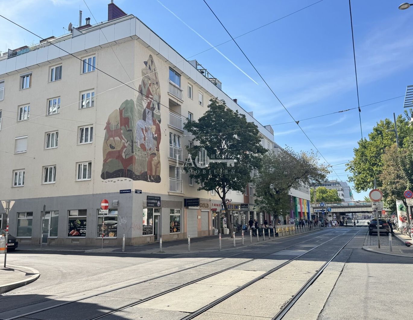 PREISREDUKTION ! Urbanes Flair trifft grüne Umgebung