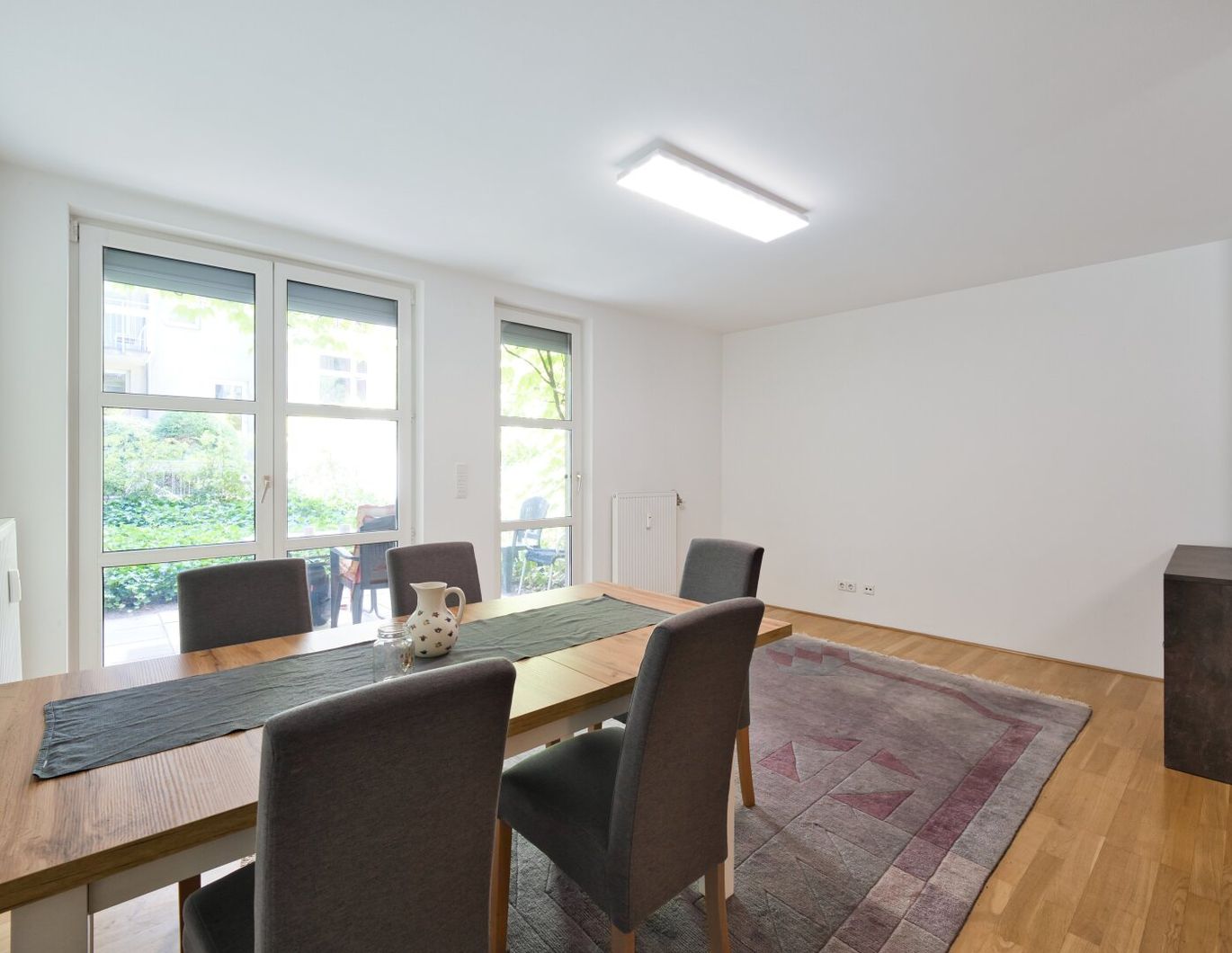 Stilvolle 2,5-Zimmer-Wohnung mit Terrasse - zentral gelegen, dennoch herrlich ruhig!