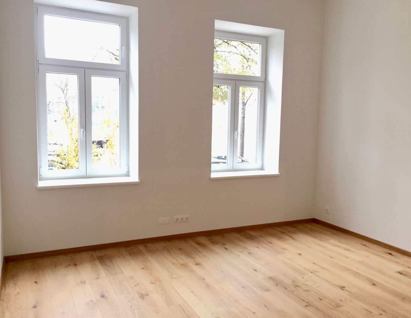 Perfekt renovierte Altbauwohnung mit moderner Ausstattung in bester Lage