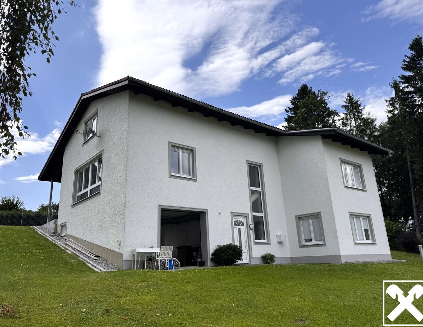 Wohnen im 3-Parteienhaus - Ruhige Lage, nah am Zentrum