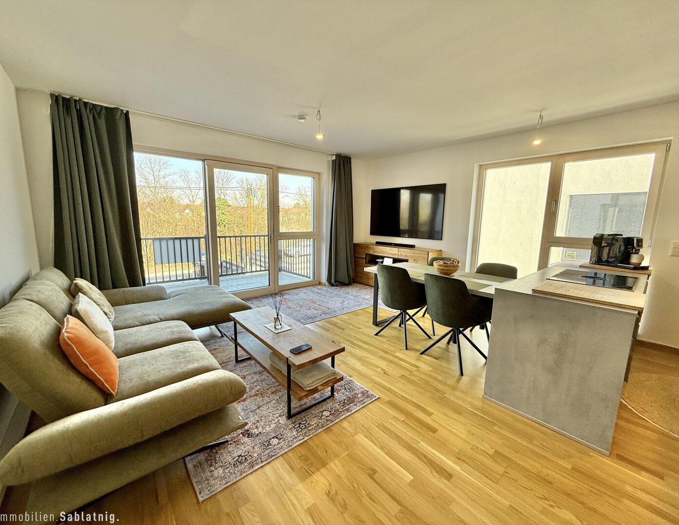 ELEGANT & LUXURIÖS! Traumhafte Wohnung direkt am Mühlwasser - Ihr neues Zuhause zum Wohlfühlen!