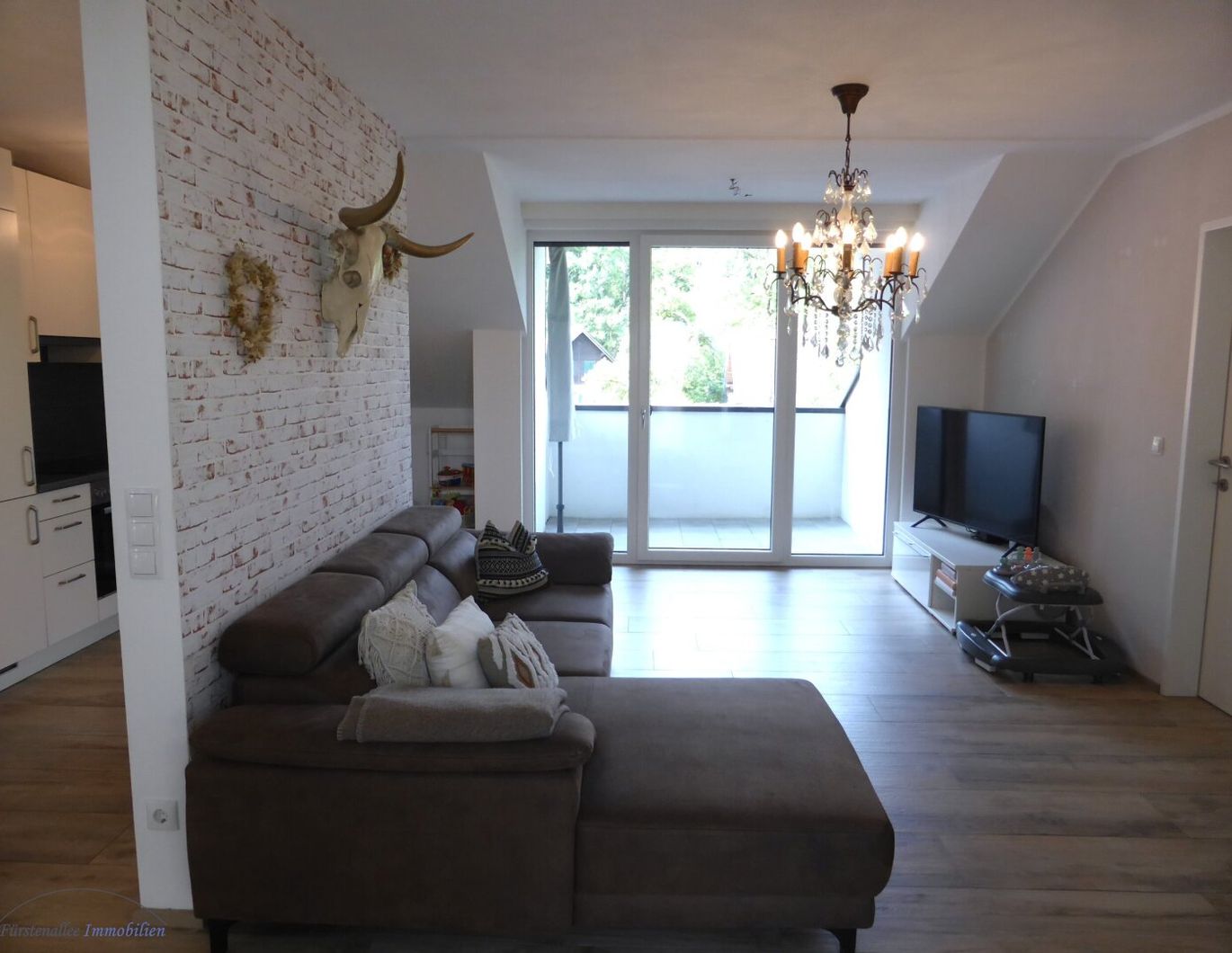 PROVISIONSFREI - MIETE GLANEGG - WIESENEGGWEG - Wunderschöne 77 m² 3-Zimmer-DG-Eckwohnung mit Süd-West Balkon/Loggia und PKW-Stellplatz