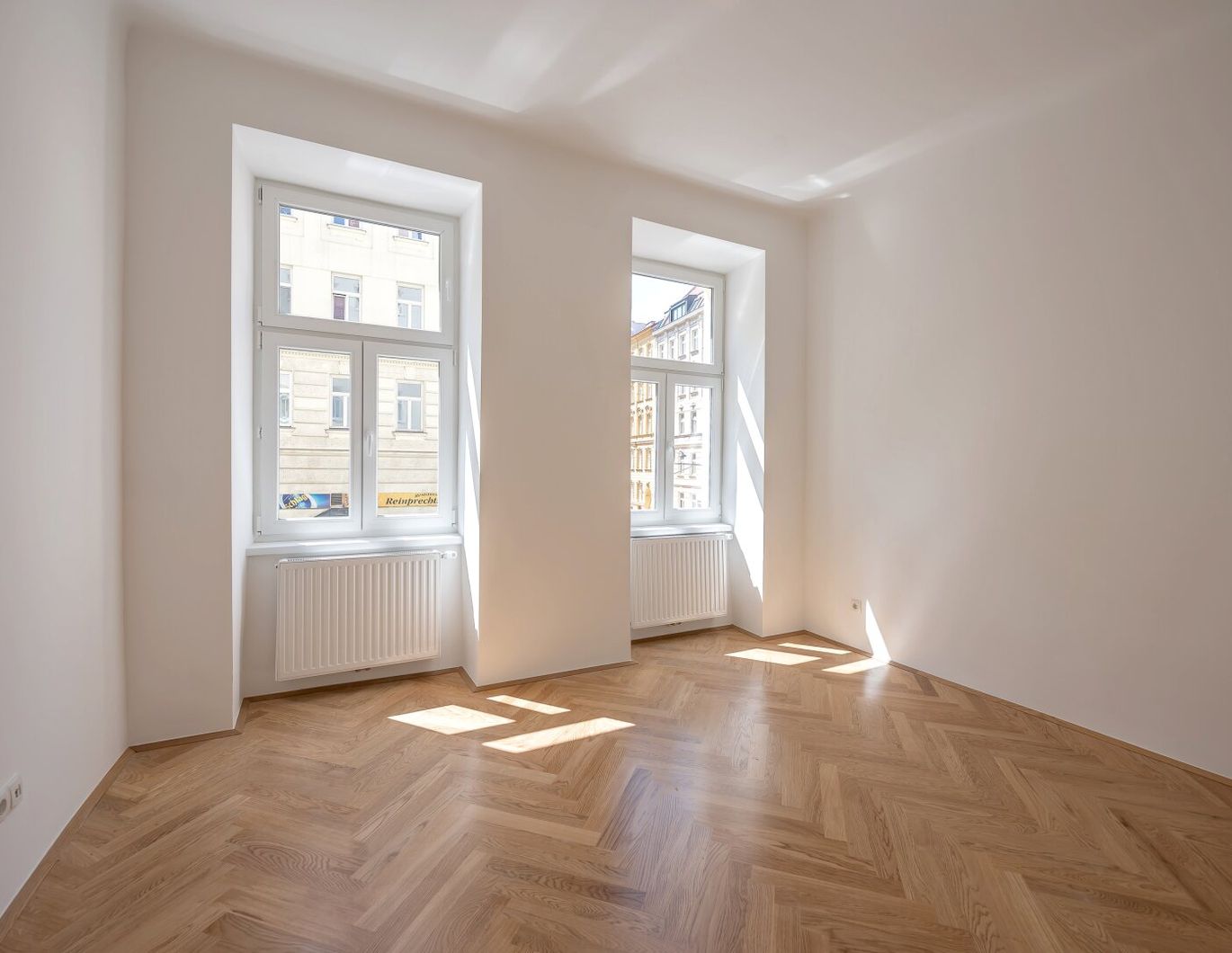 ++NEU++ Großartige 2-Zimmer ALTBAU-WOHNUNG (Erstbezug) mit getrennter Küche in sehr guter Lage!!!