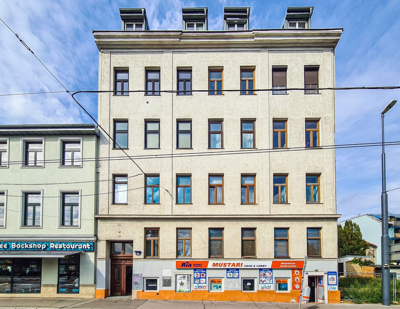 Altbau mit Potential! Sanierungsbedürftige 3 Zimmer-Wohnung Nähe Bahnhof Meidling! Auf Wunsch mit Sanierungskonzept!
