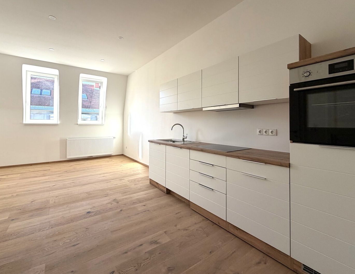 Erstbezug nach Sanierung - Charmante 2-Zimmer-Wohnung in zentraler Lage von Graz