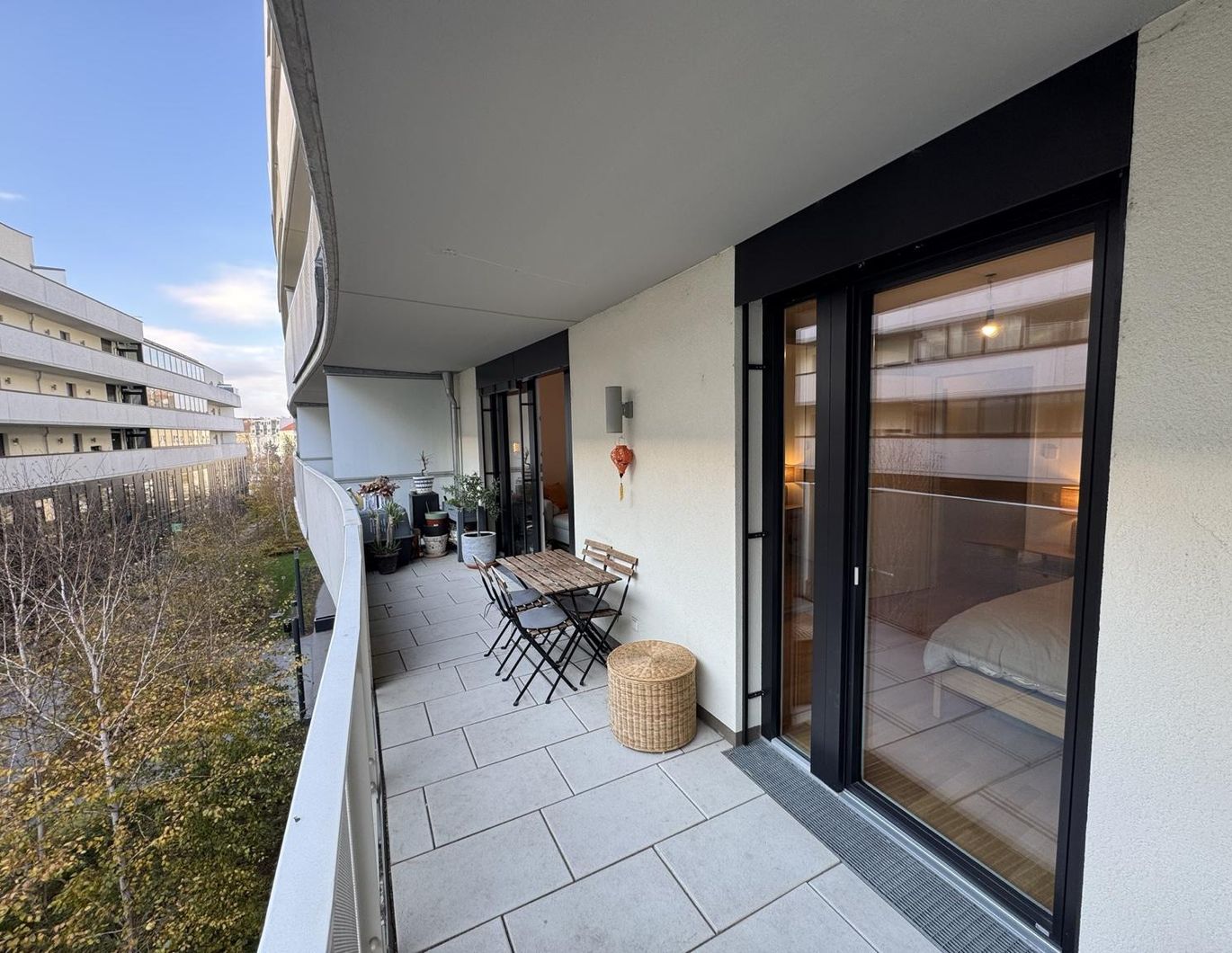 Hofseitige 2-Zimmer-Neubauwohnung mit schöner Außenfläche