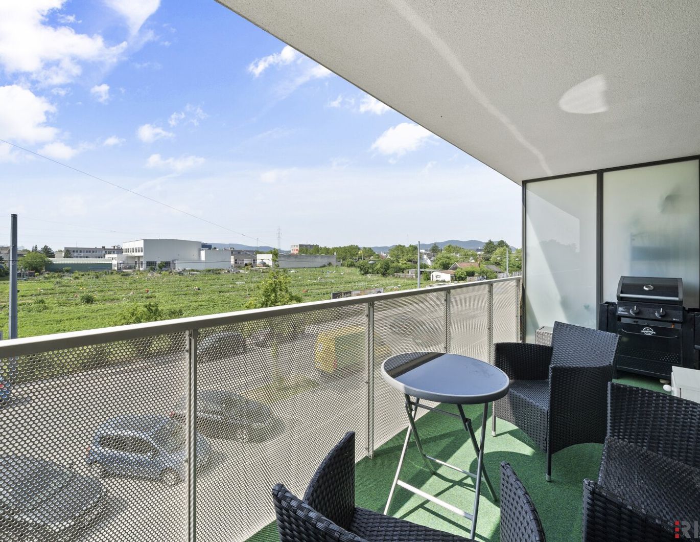 Balkonwohnung inkl Stellplatz mit E-Ladestation *** Grün- und Fernblick in Erlaa *** zwischen Altmannsdorfer Straße und Brunner Straße