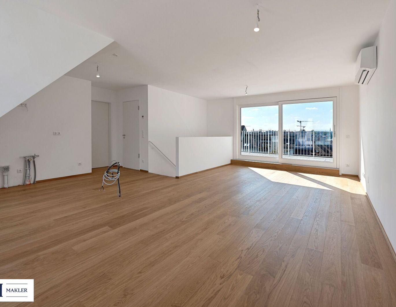 The Temptation: Exklusive Dachgeschoß-Maisonette mit attraktiven Terrassenflächen in Währing