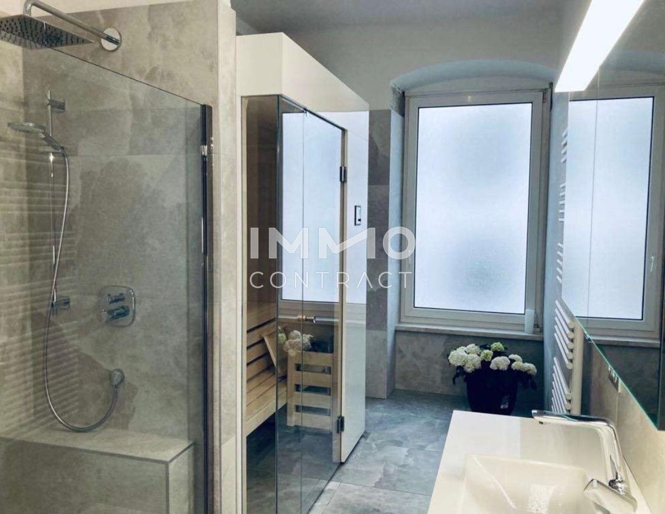 Premium-Investment: Generalsanierte Altbauwohnung mit Sauna & Lift