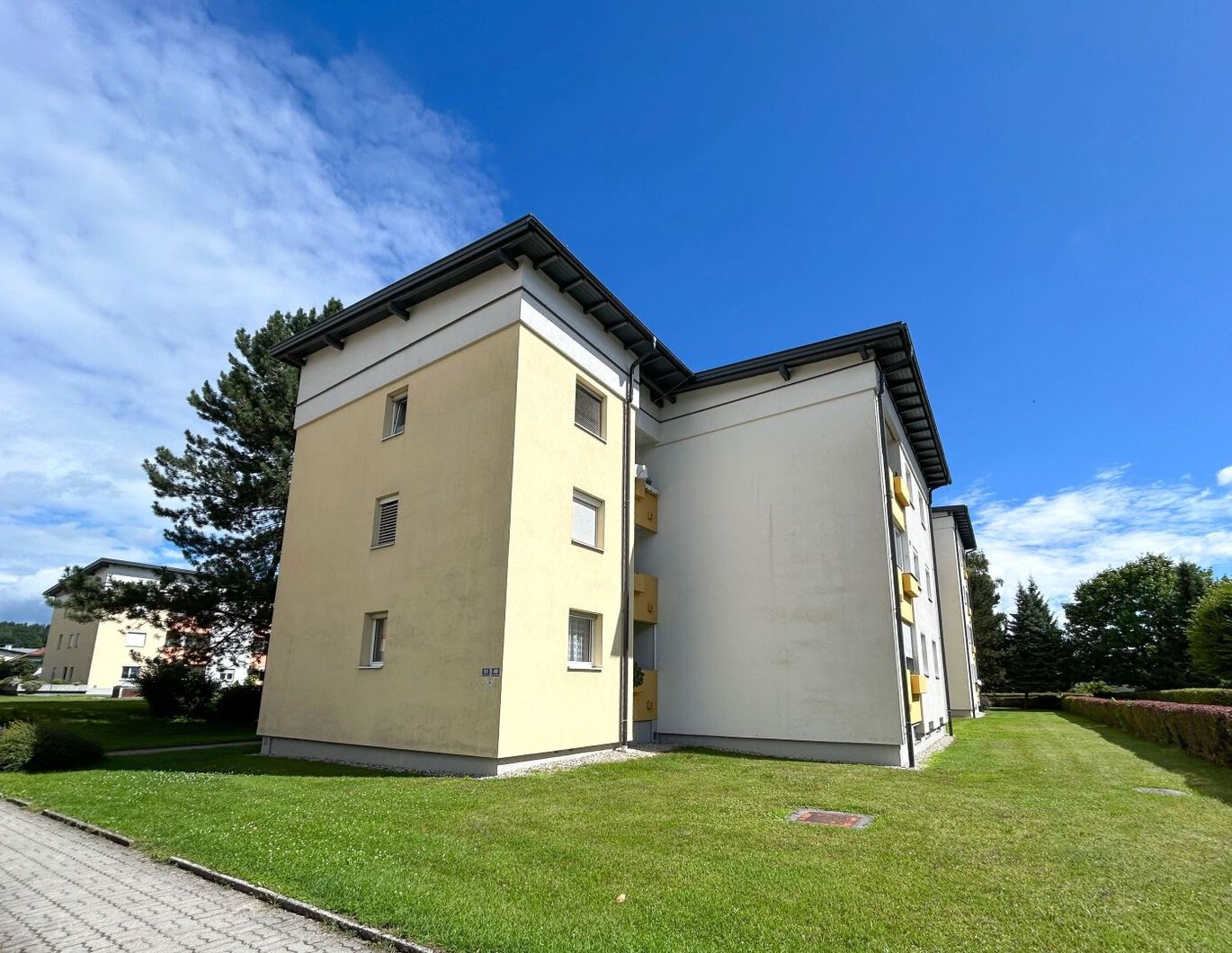 Schöne 3-Zimmer-Wohnung mit Garage in Toplage zu kaufen!