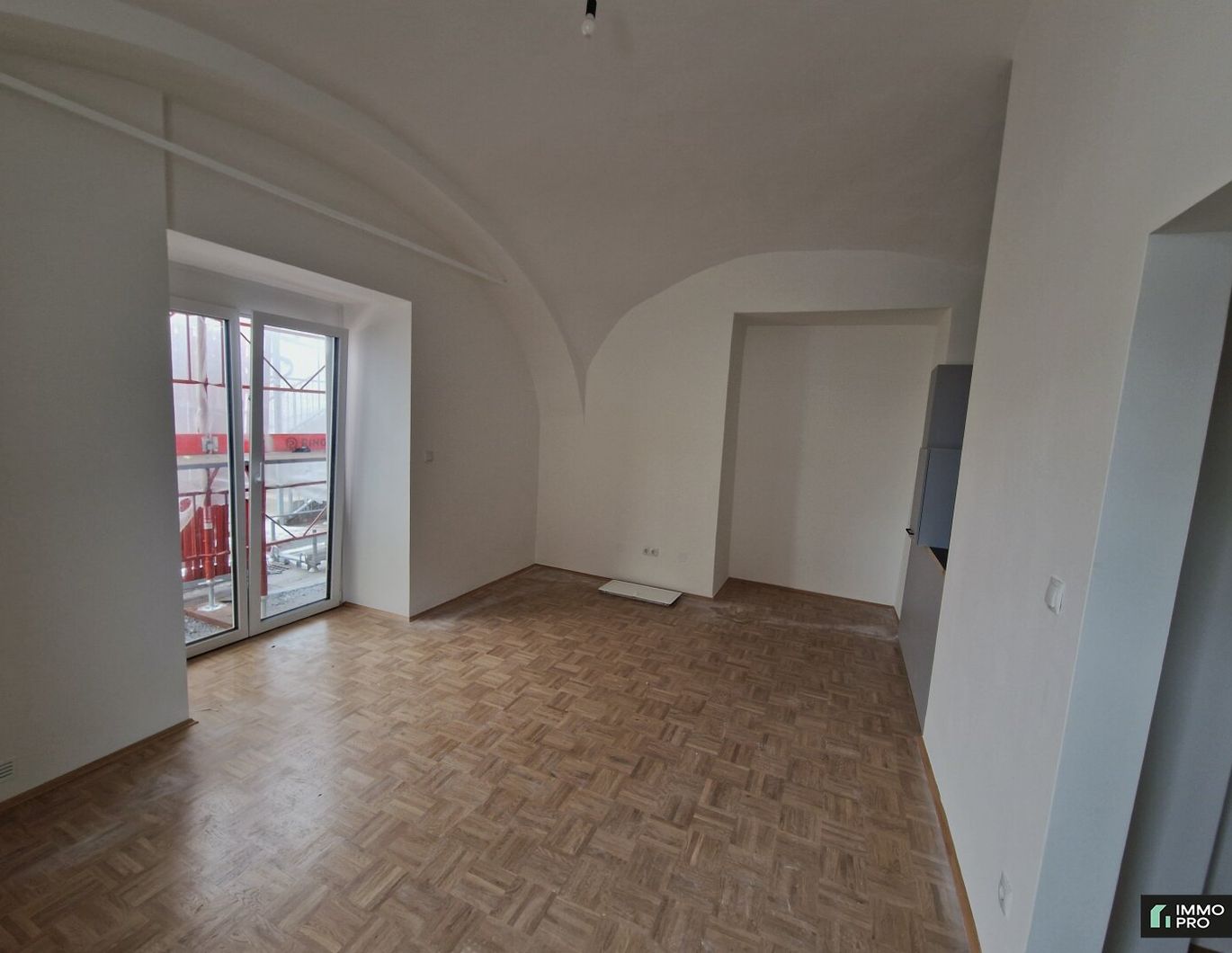 Tolle, generalsanierte 3-Zimmer-Wohnung mit Terrasse, inkl. Parkplatz - in Wildon! Die Sanierungsarbeiten sind noch nicht abgeschlossen!