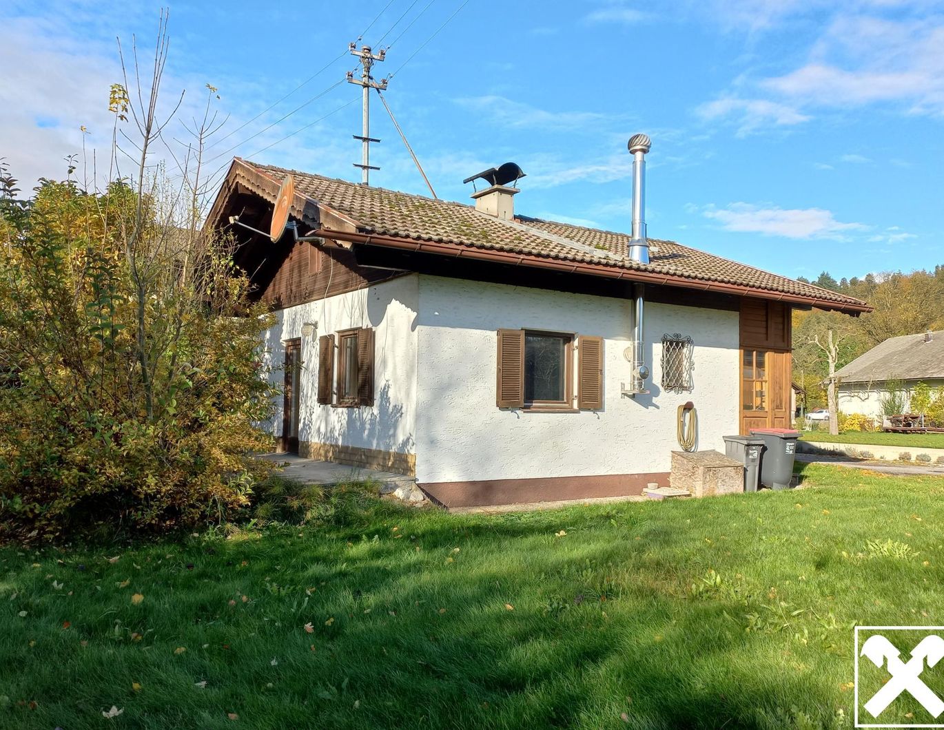 Sanierungsbedürftiges kleines Häuschen mit Garten!