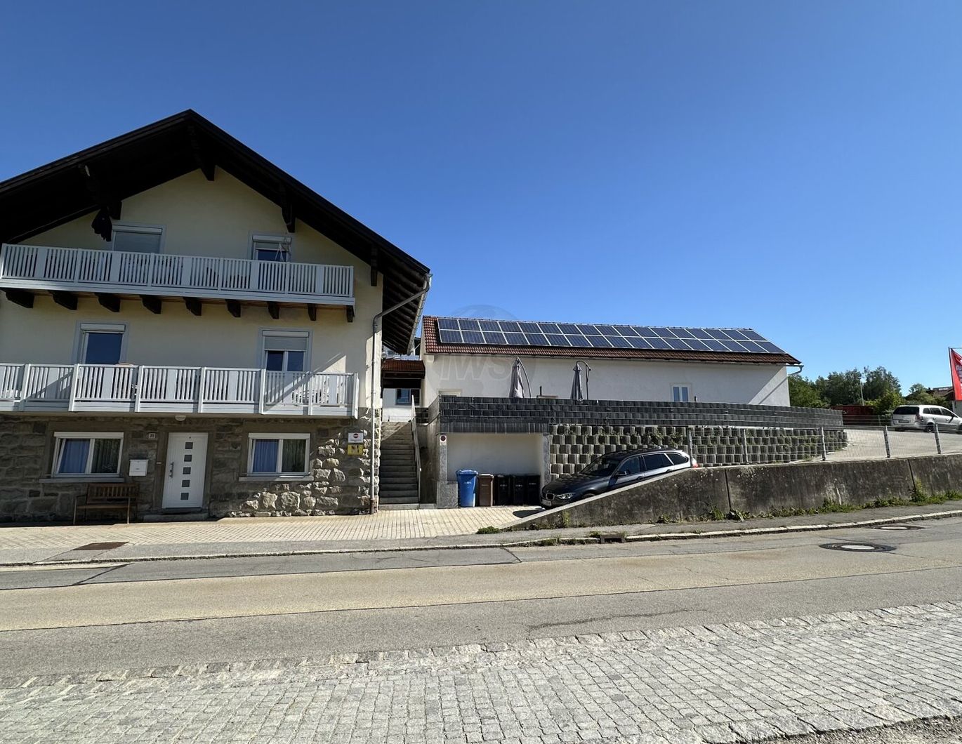 Mehrfamilienhaus