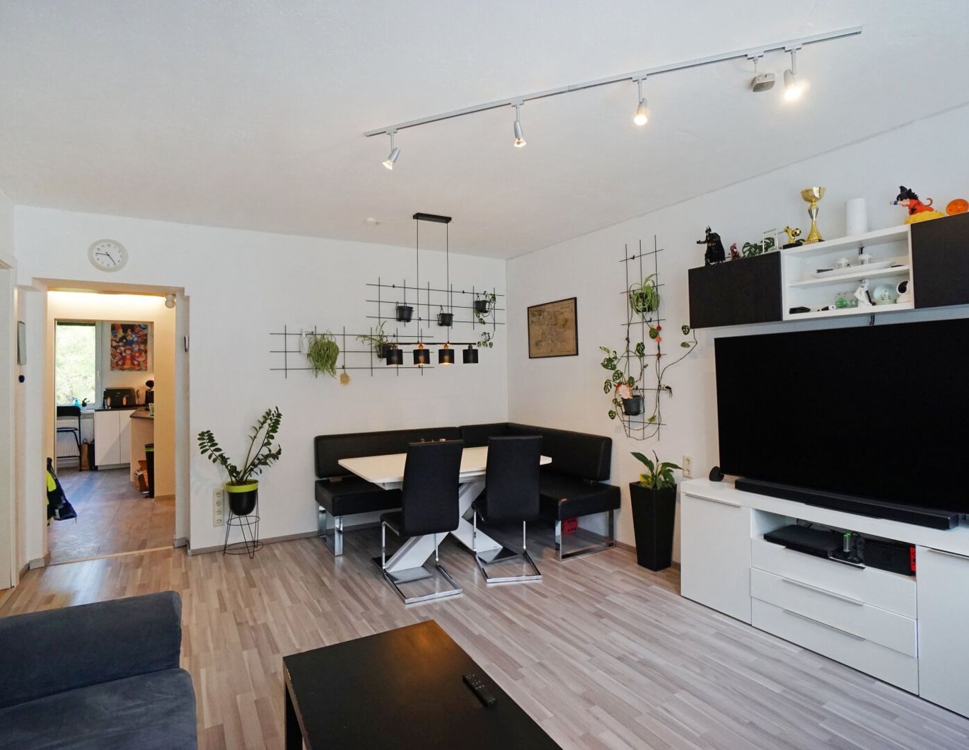 4-Zimmer-Wohnung in Penzing: Familienfreundlich & naturnah gelegen